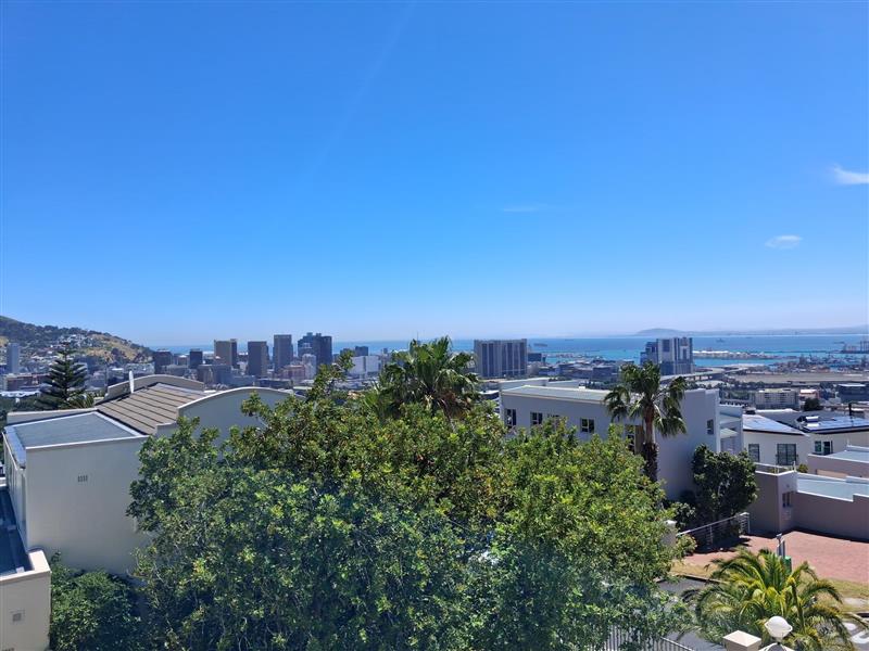 To Let 3 Bedroom Property for Rent in Vredehoek Western Cape